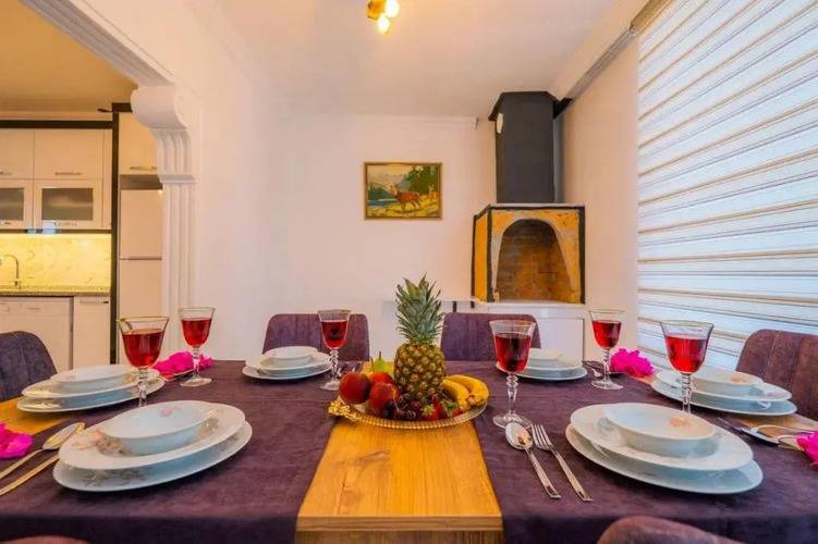 Bd Luna Villas
