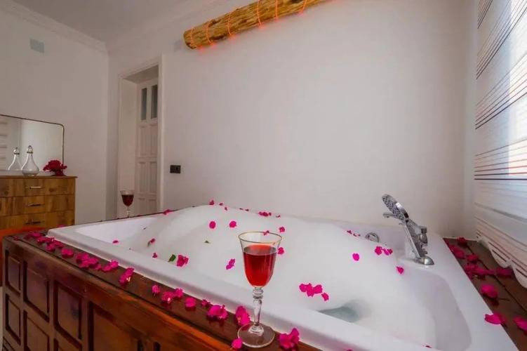 Bd Luna Villas