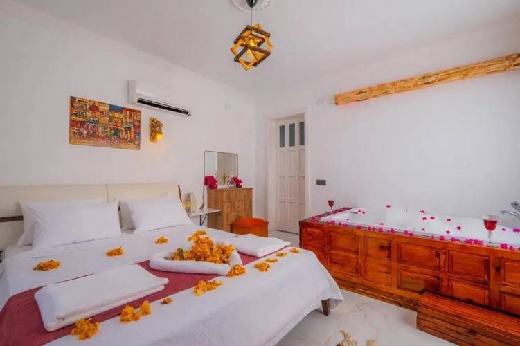 Bd Luna Villas