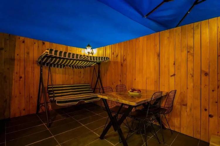 Bd Luna Villas