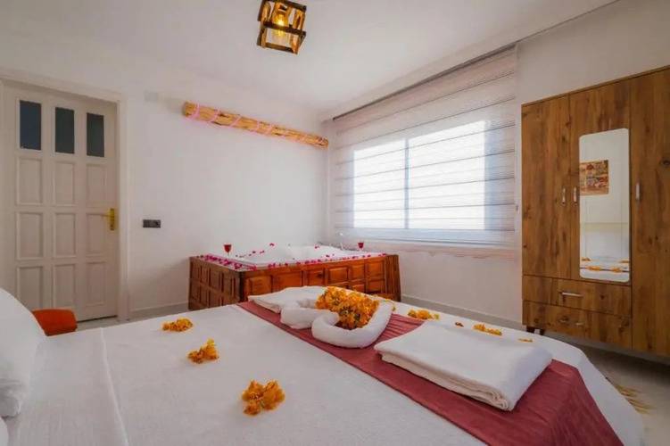 Bd Luna Villas