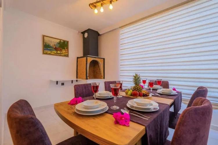 Bd Luna Villas