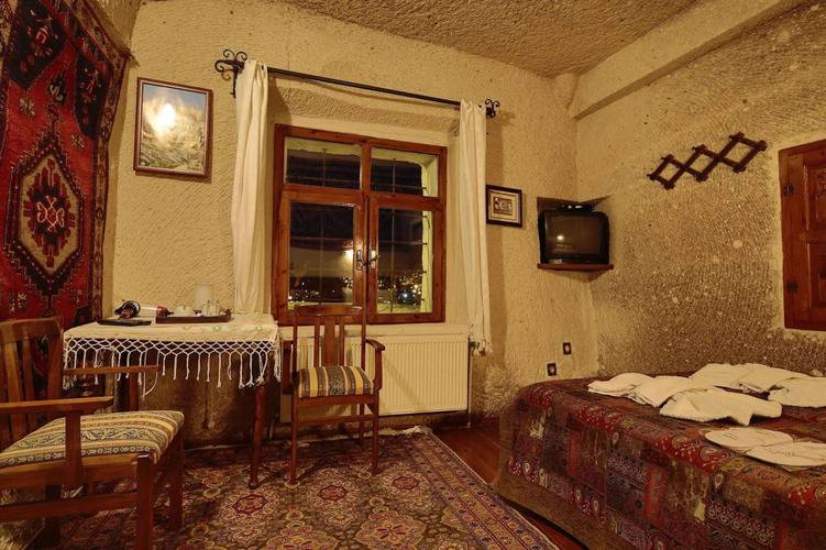 Cave Hotel Saksagan