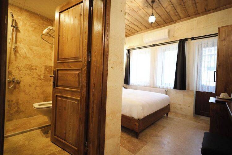 Rocca Stone House