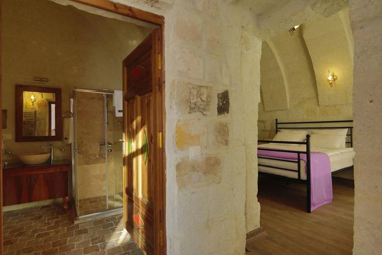 Jacob's Cave Suites