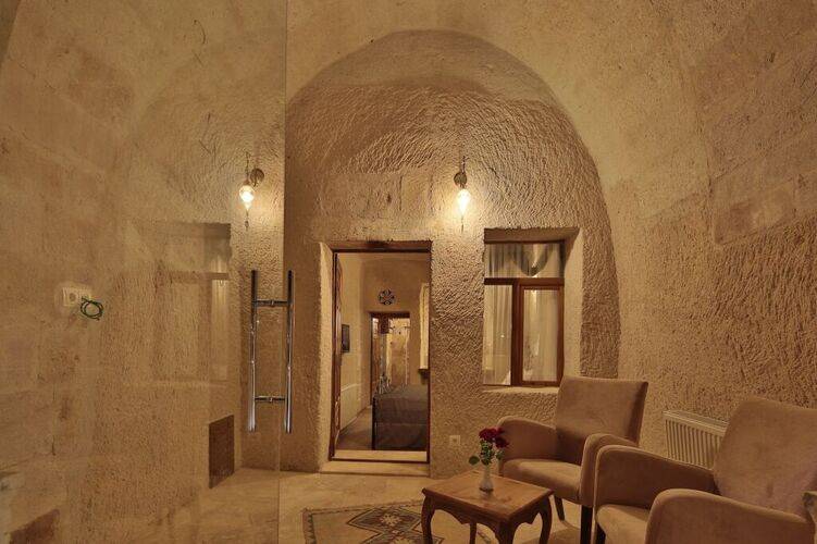 Jacob's Cave Suites