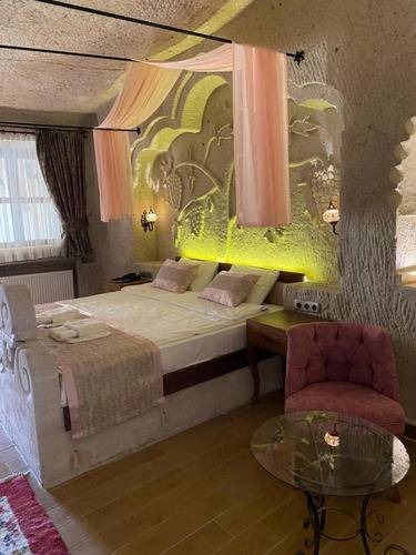 Mesken Cave Suites