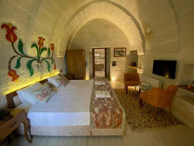 Mesken Cave Suites