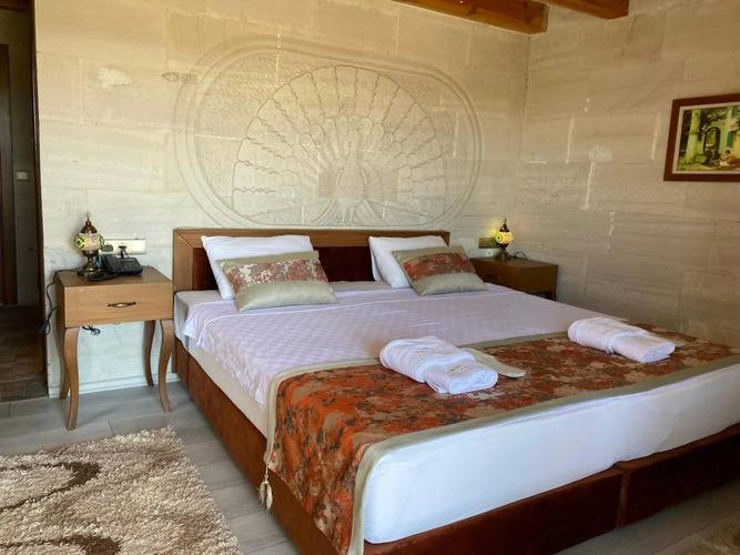 Mesken Cave Suites
