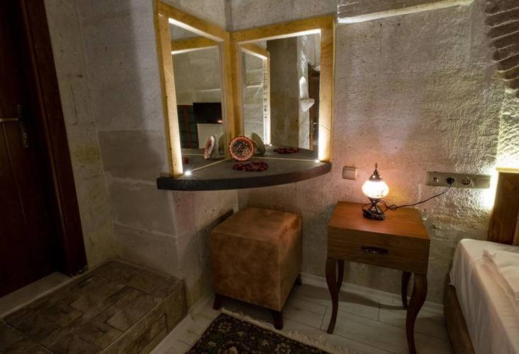 Mesken Cave Suites