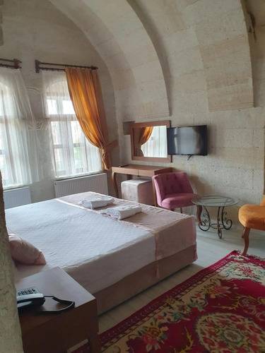 Mesken Cave Suites