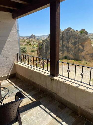 Mesken Cave Suites