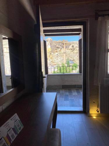 Mesken Cave Suites