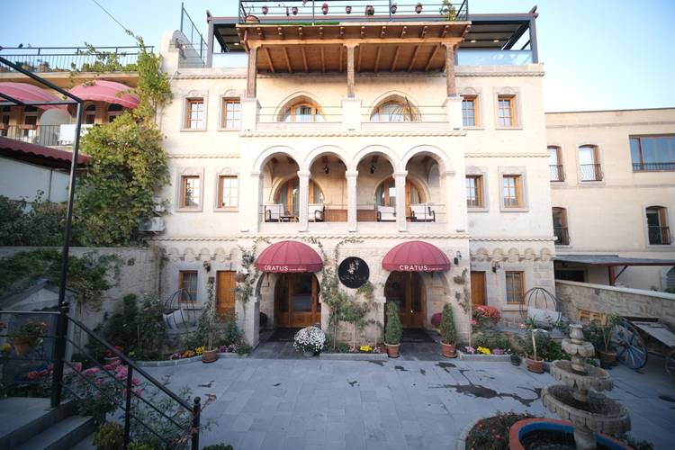 Отель Cratus Stone Palace