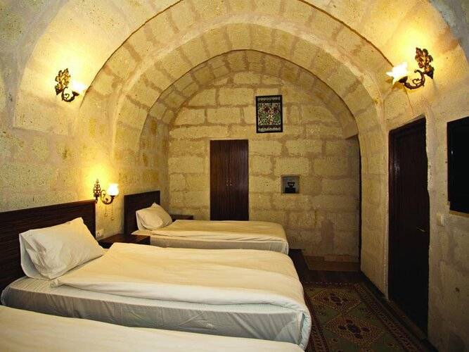 Rose Valley Hotel