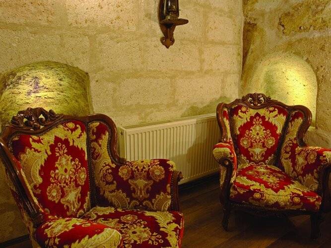 Rose Valley Hotel