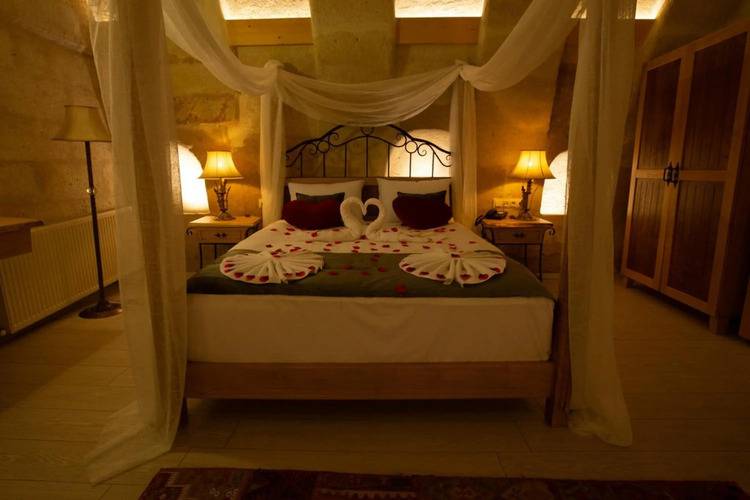 Rose Valley Hotel