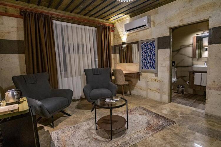 Uсhisar Premium Hotel