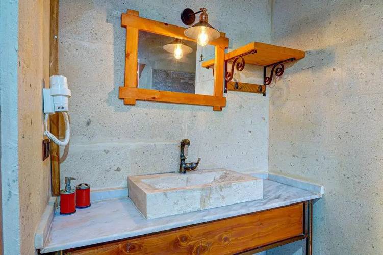 Atax Cave House Hotel
