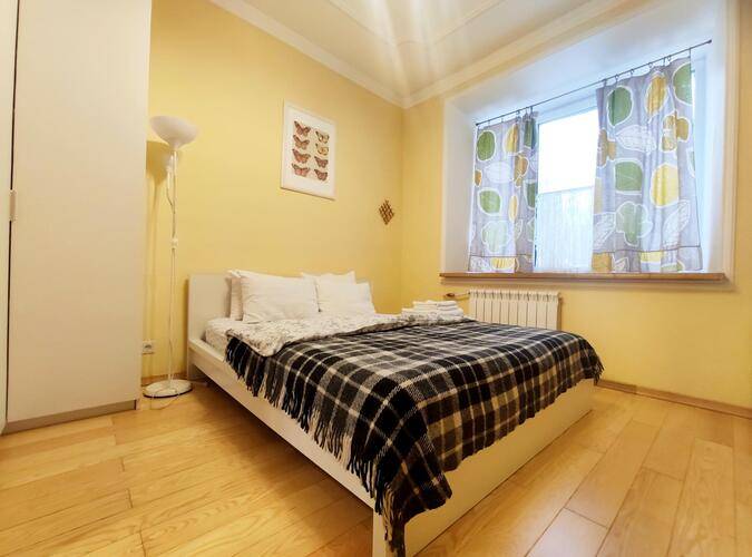 Tverskaya Street (Тверская Стрит) На Улице Нижняя 3