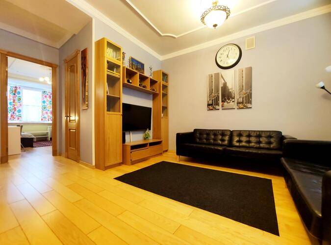 Tverskaya Street (Тверская Стрит) На Улице Нижняя 3