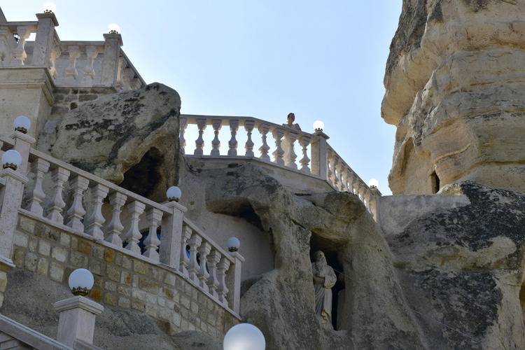 Sacred Mansion