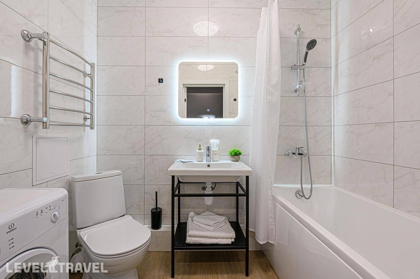 фотографии отеля Апартаменты Степаненков На Улице Владимира Заровного 10 в Россия(Новосибирск) - фото №7