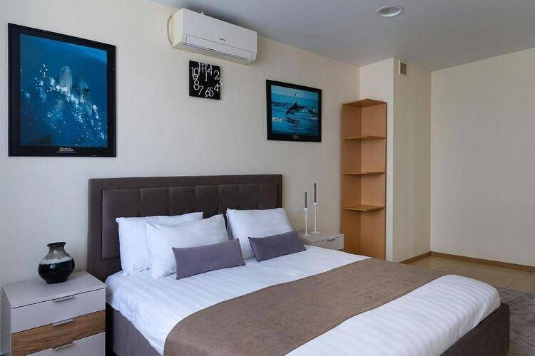 Sea View Apartments (Си Вью Апартментс)