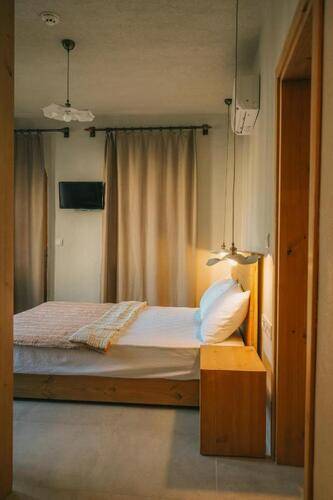 Nephos Boutique Hotel