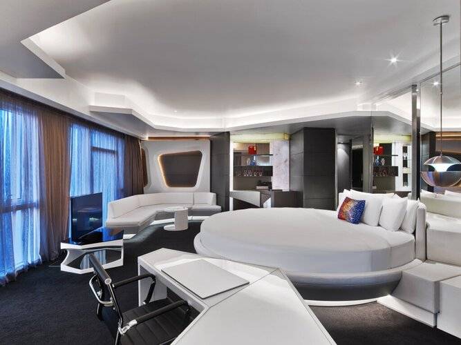 V Hotel Dubai Curio Collection By Hilton