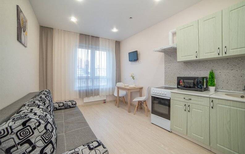 Beguest На Чайковского 66