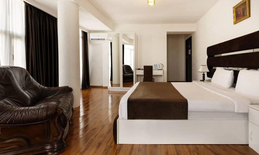 Hotel Grand Palace