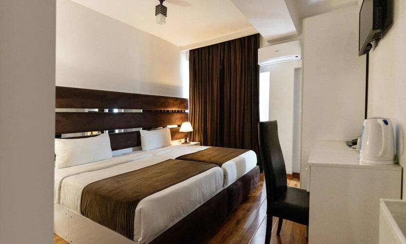 Hotel Grand Palace