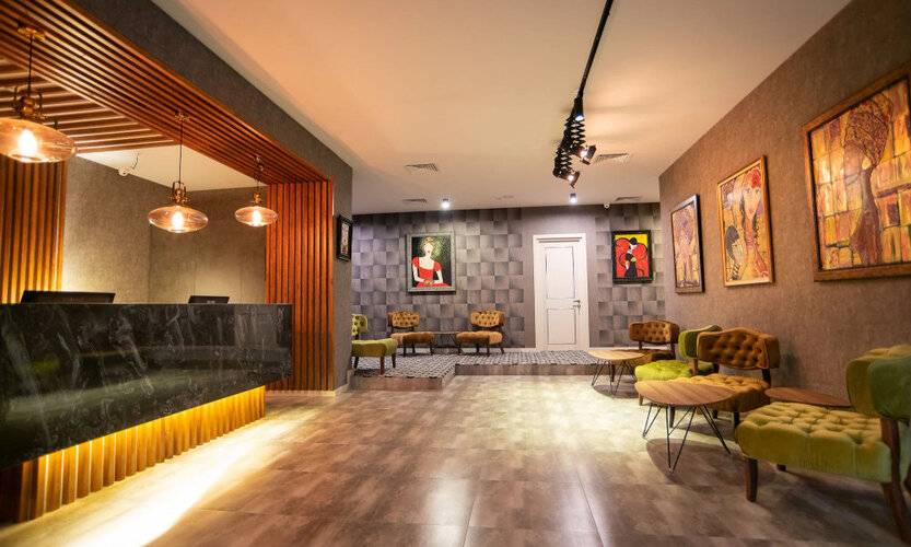 Gallery Art Hotel