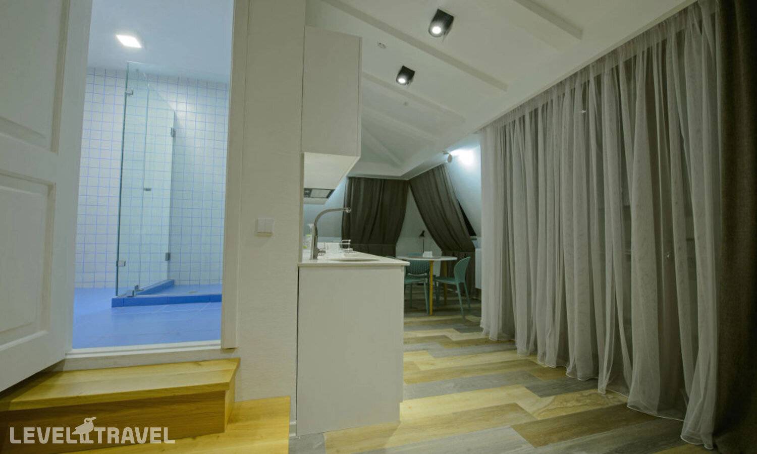 фотографии отеля Mariinsky Aparthotel в Грузия(Батуми) - фото №3