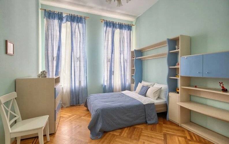 Апартаменты Myhomeyourhome На Зверинской 42