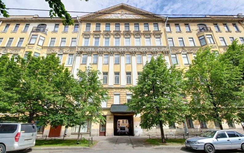 Апартаменты Myhomeyourhome На Зверинской 42