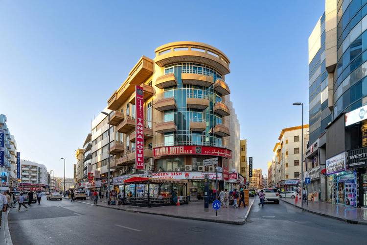 Tanha Hotel