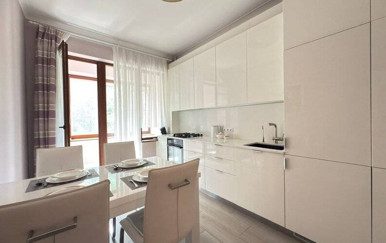 Kenigdeluxe В Амалиенау