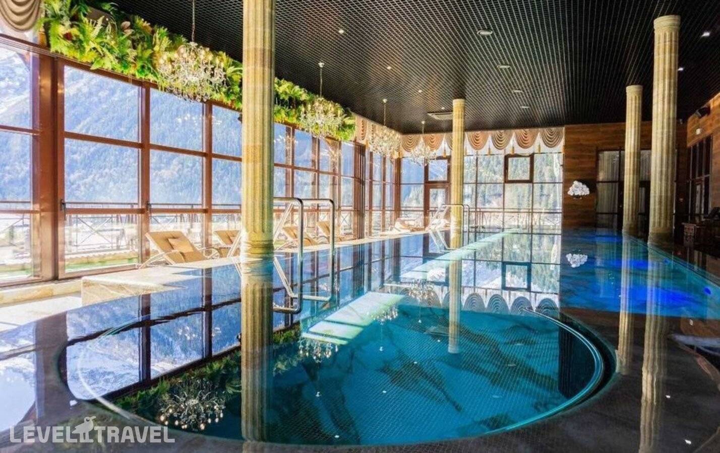 фотографии отеля Mr. Amore в Россия(Домбай) - фото №1