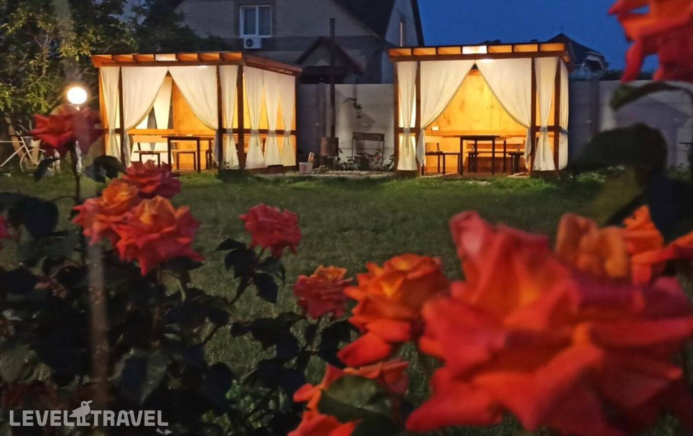 фотографии отеля Гостевой Lом Ромполь в Россия(Новофедоровка) - фото №3