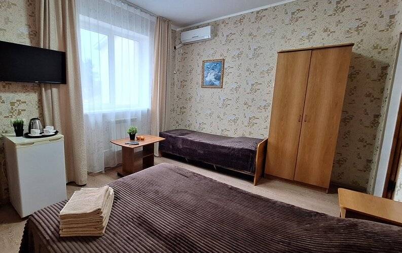 Отель Рианна