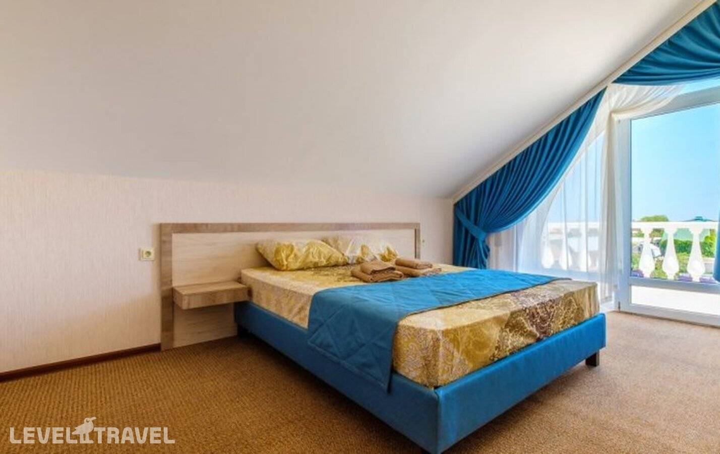 фотографии отеля Ай-Петри в Россия(Феодосия) - фото №32