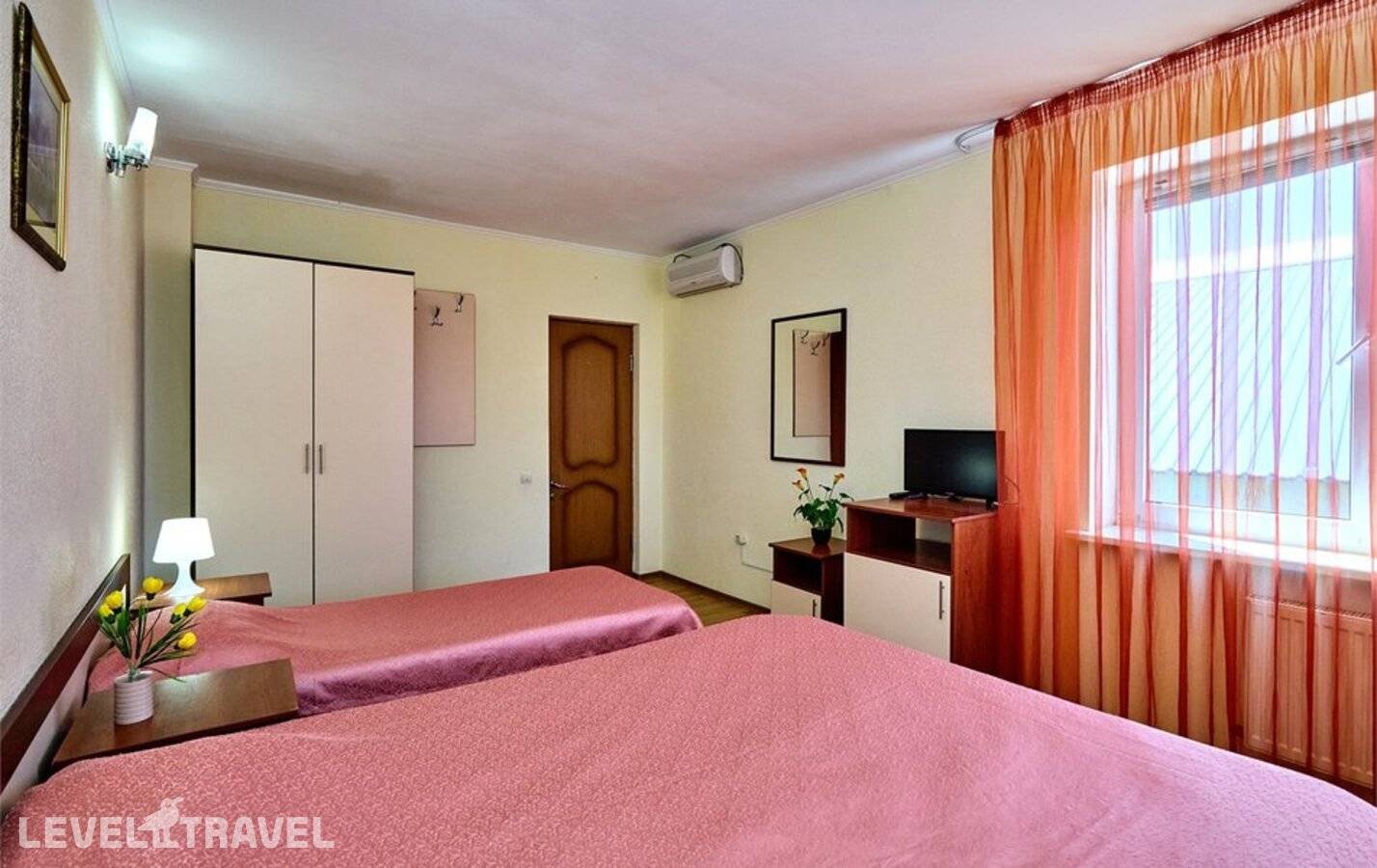 фотографии отеля Солнечный Гостевой Дом в Россия(Геленджик) - фото №28