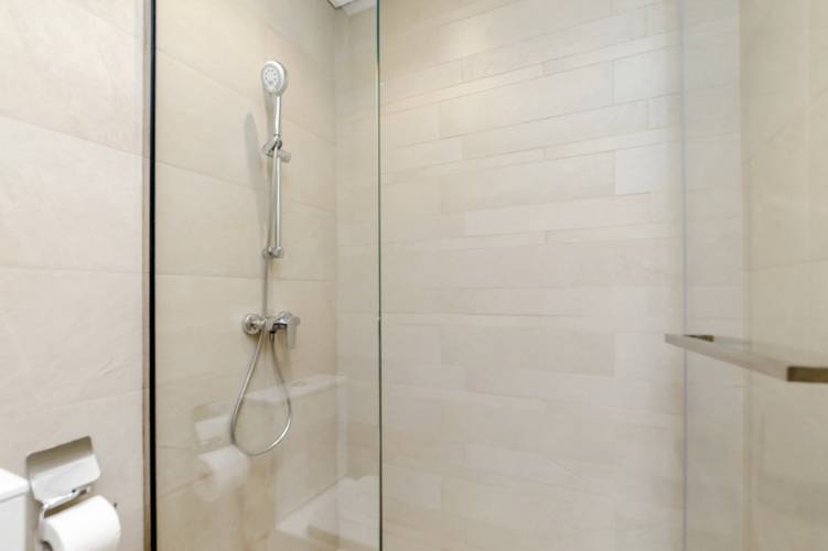 Modern Studio In Azizi Riviera