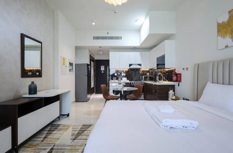 Jewelz Residences Studio In Arjan Holiday Homes