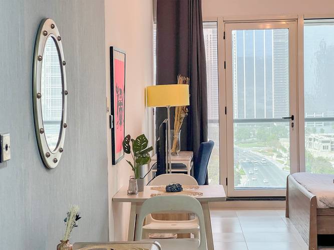 Cosmos Living Spacious Studio With Balcony