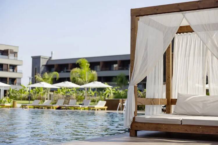 Jacaranda Luxury Resort