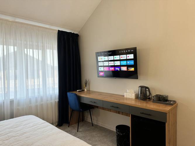 Отель 6 Rooms