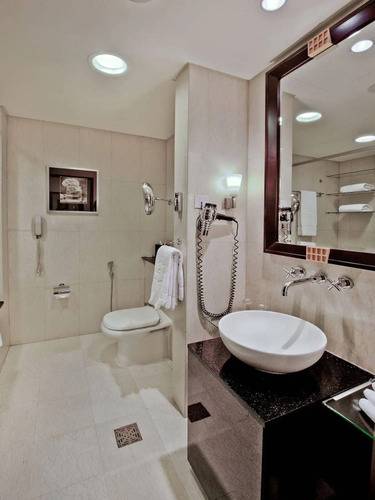 Shangri-La Residences And Apartments